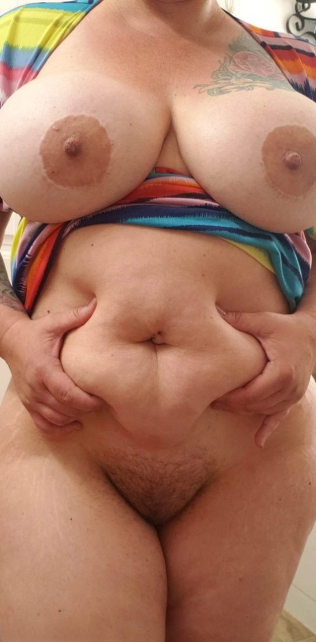 små bröst suger stor kuk hd nudes bilder