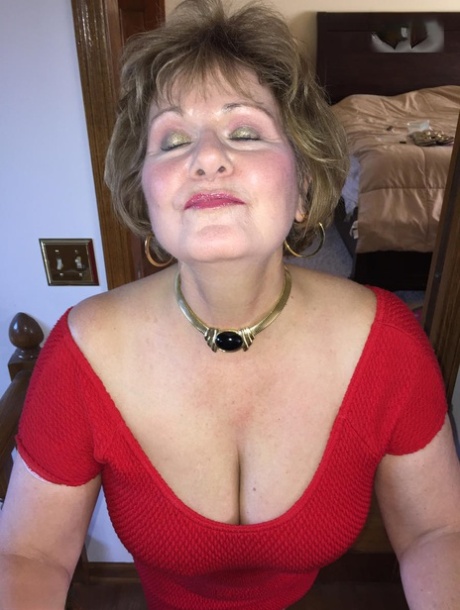 selfie stora studsande bröst hd bild
