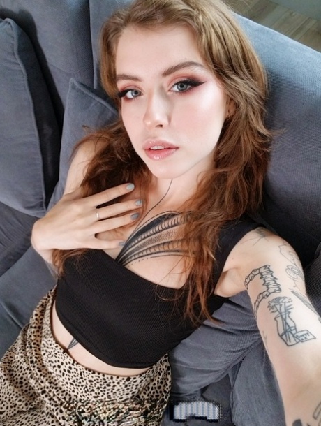 Eden Ivy sexstjärna bilder